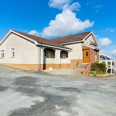 Valley Lodge 3 Bedroom Retreat In Craigantlet Hills بلفاست المظهر الخارجي الصورة